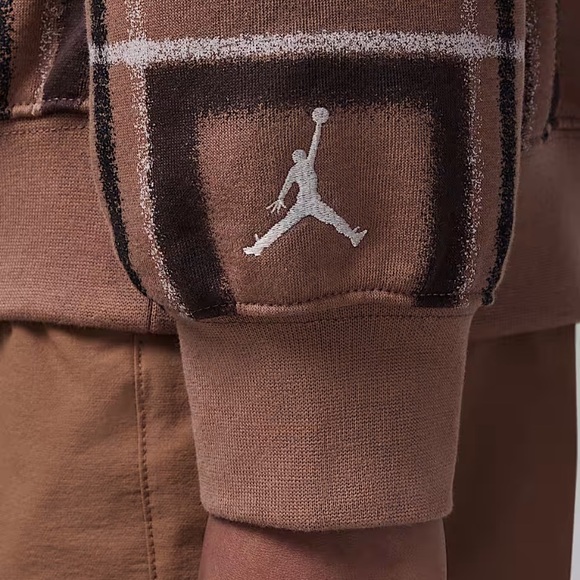 Jordan Brooklyn Essentials
Big Kids' Plaid Print Pullover Hoodie - Picture 14 of 14